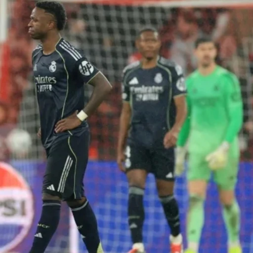 El vigente campeón PSG y Real Madrid a los playoffs de la Champions